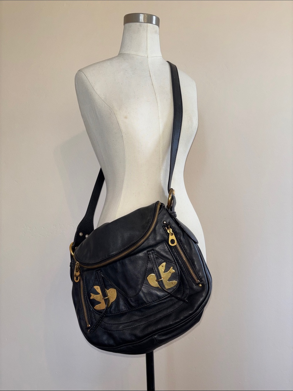 Marc Jacobs Natasha Bird Bag Petal To The Metal -  Black - Picture 2 of 11
